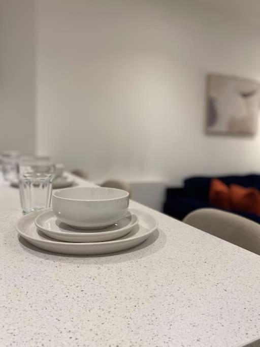 Modern Trafford 1Br Apartment-Free Parking-Cinema Room 曼彻斯特 外观 照片